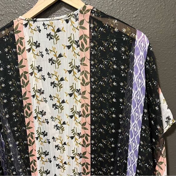 Steve Madden womens Ruffle Duster Printed Kimono With Tie Closure - Picture 8 of 10